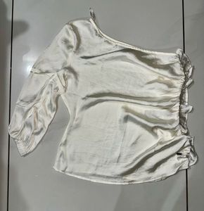 Stylish One-Shoulder Ruffled Top