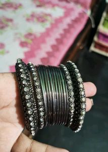 Sparkling black metal with Rhinestone Bangle Set