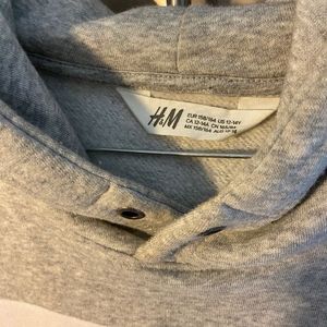 H&amp;M Girls Sweatshirt
