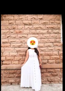 Elegant White Maxi Dress