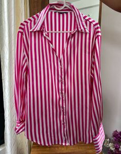 Chic Pink & White Striped Button-Up Shirt