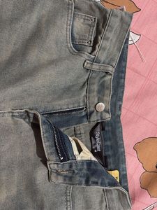 Distressed Wide Leg Jeans