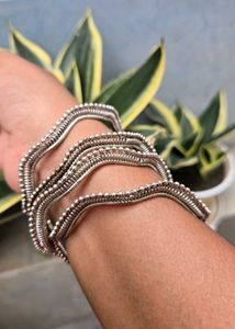 Boho Silver Wavy Bangles