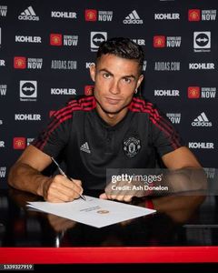 CR7 Man Utd Signing re-tribute  football jersey
