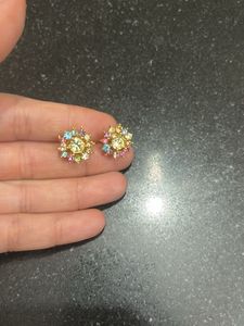 New-Sparkling Flower Stud Earrings