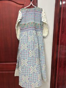 White Ethnic Kurta Set with Mul Dupatta