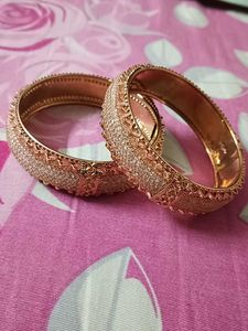 Elegant Gold-Tone Bangle Set