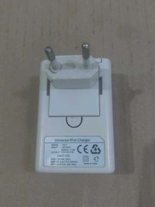HCL Universal iPod Charger