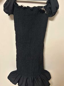 Chic Off-Shoulder Smocked Black Dress