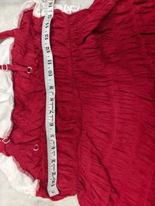 Chic Red &amp; White Smocked Top