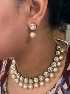 Elegant Pearl &amp; Crystal Choker Necklace
