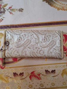 Elegant Paisley Clutch Bag