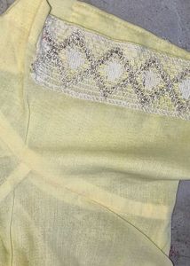 Yellow Embroidered Saree with blouse 💛✨🪽