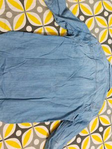 GAP Denim Standard Fit Shirt