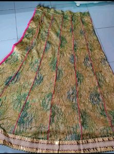 Semi-Stuched Lehnga With Unstitched Blouse