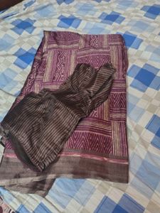 Stylish Ethnic Saree with Blouse