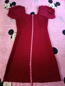 Chic Maroon Puff Sleeve Square Neck Dress