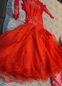Stunning Red Embellished Gown❤️🦋