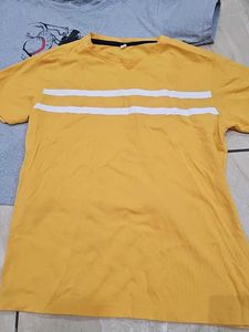 Bundle of 3  boys Graphic T-Shirts