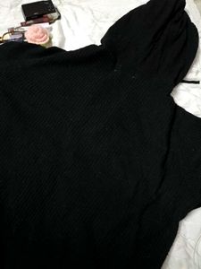 Chic Black Zipper Knit Sweater