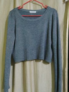 Gray Long Sleeve Crop Top