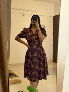 Chic Leaf Print Wrap Dress