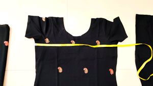 New Kashmiri Work Crepe Kurta Set