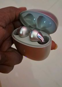 Fireboltt's Aero lite TWS Earbuds - Frost pink