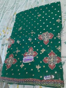 Elegant Green Saree with Blouse Piece