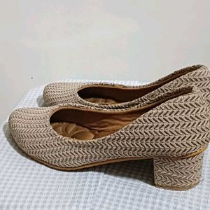 Golden Festive Heels