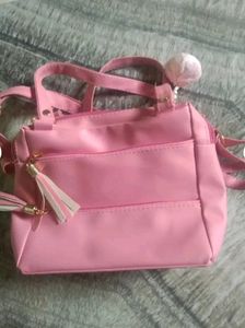 Brand New Handbag 👜 For Classy Women