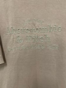 Abercrombie &amp; Fitch T-Shirt