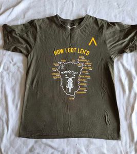 "Be A Traveller" Graphic T-Shirt