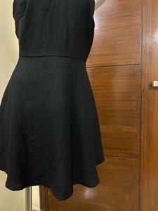 Chic Little Black Dress ( Forever 21)