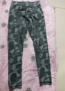 PatternedAthletic Leggings