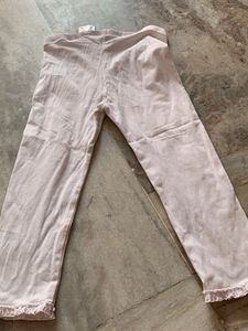 2 Comfortable White Leggings with Ruffled Hem