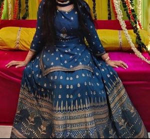 Gujrati Lehenga Choli With Dupatta