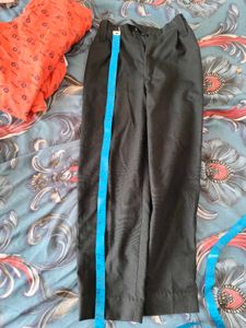 Comfortable Black Pants Age 6-8 years