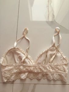 Lace Bralette - Comfortable &amp; Stylish