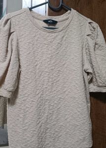Textured Puff Sleeve Top