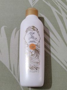 Oriflame Milk & Honey Shower Cream
