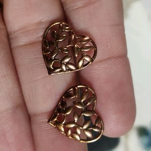 GIVA Heart Stud Earrings