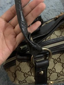 Gucci Inspired buckle bag