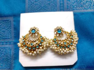 Exquisite Blue Stone & Pearl Earrings