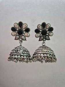 Customized Elegant Jhumka Earrings - Unused