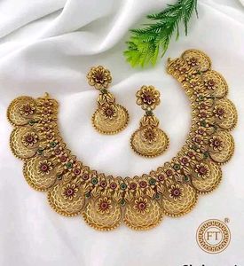 NEW DEGINER CODE JEWELLERY SET