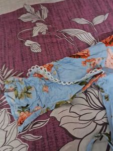 Beautiful Floral Print Kurta Set