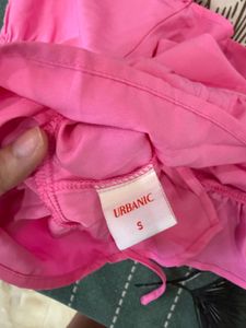 urbanuc pink top