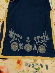 Elegant Navy Blue Embroidered Kurta