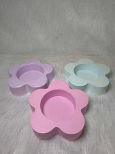 Cute Flower Tealight Holder Mould